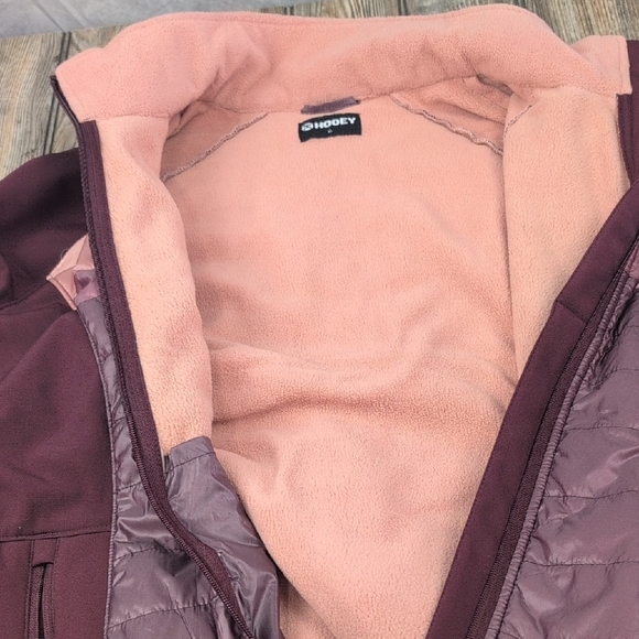 Hooey Women’s Hybrid Softshell/ Puffer Jacket - XL​ - Picture 7 of 15